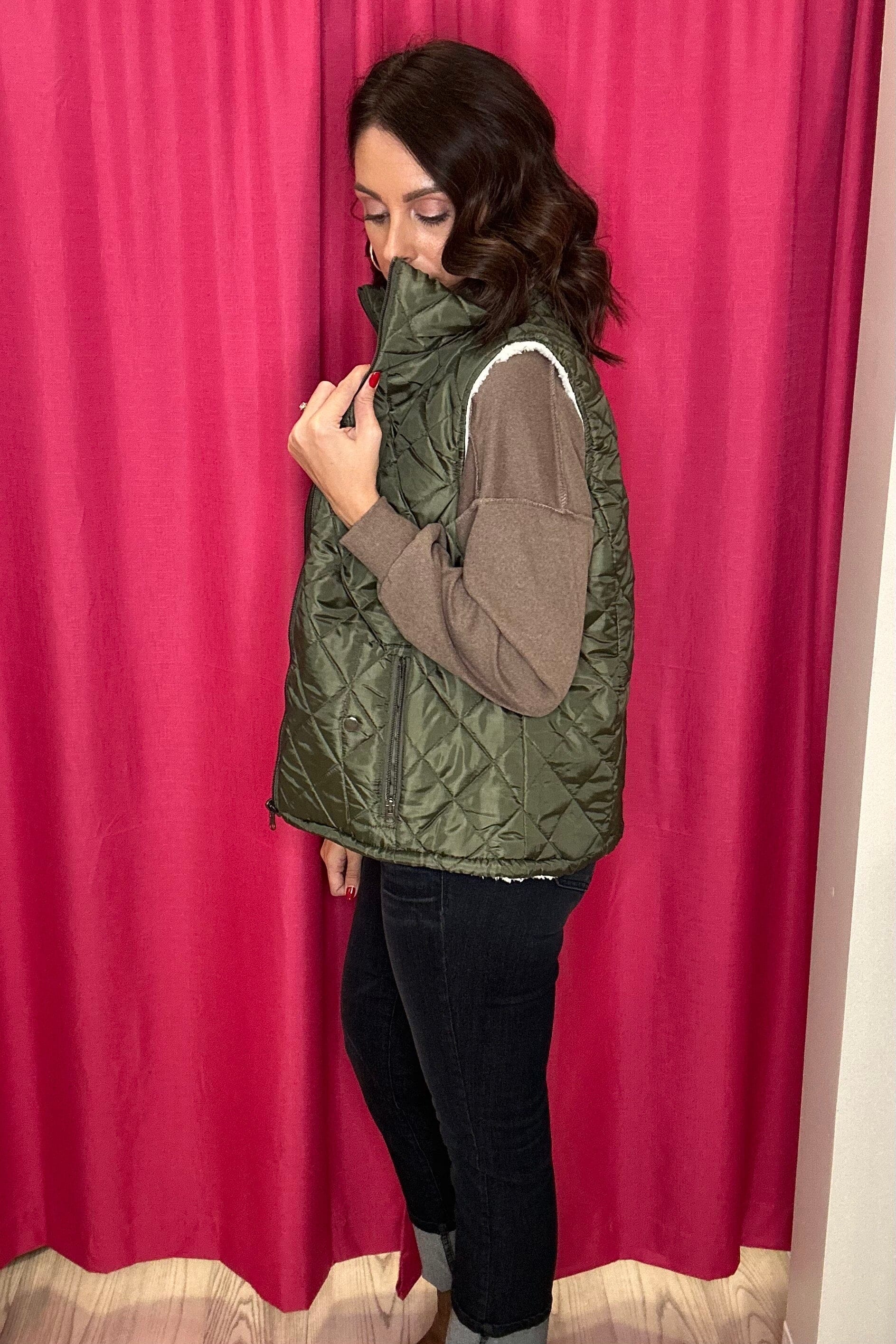 Quilted Puffer Vest w/Sherpa Lining OUTFIT COMPLETER KEREN HART 