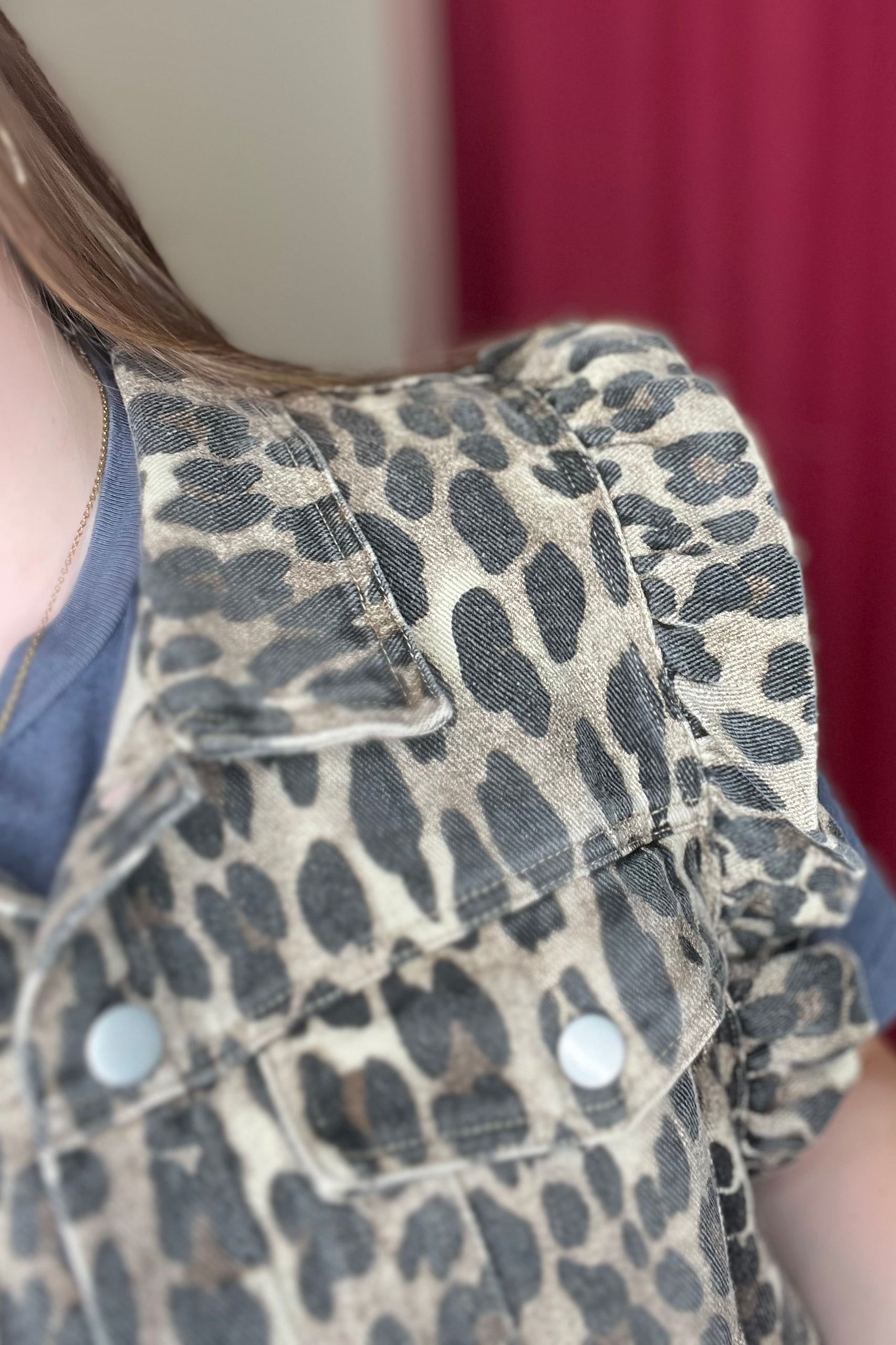 Ruffle Leopard Vest OUTFIT COMPLETER BIBI 